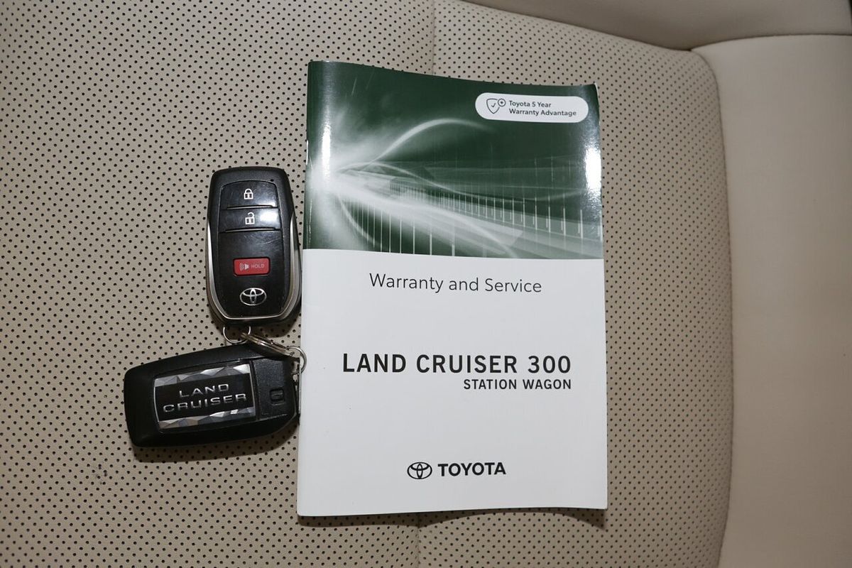 2022 Toyota Landcruiser VX FJA300R