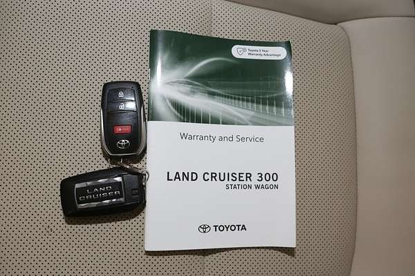 2022 Toyota Landcruiser VX FJA300R