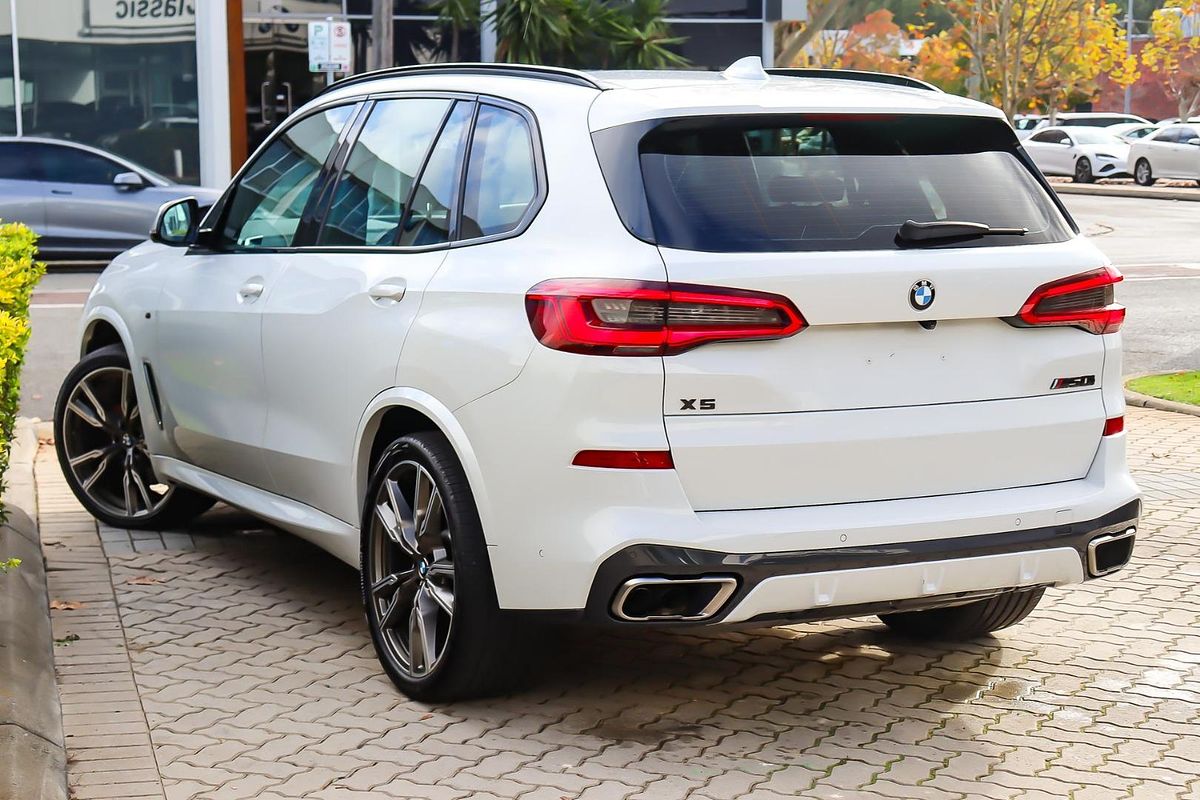 2020 BMW X5 M50i Pure G05