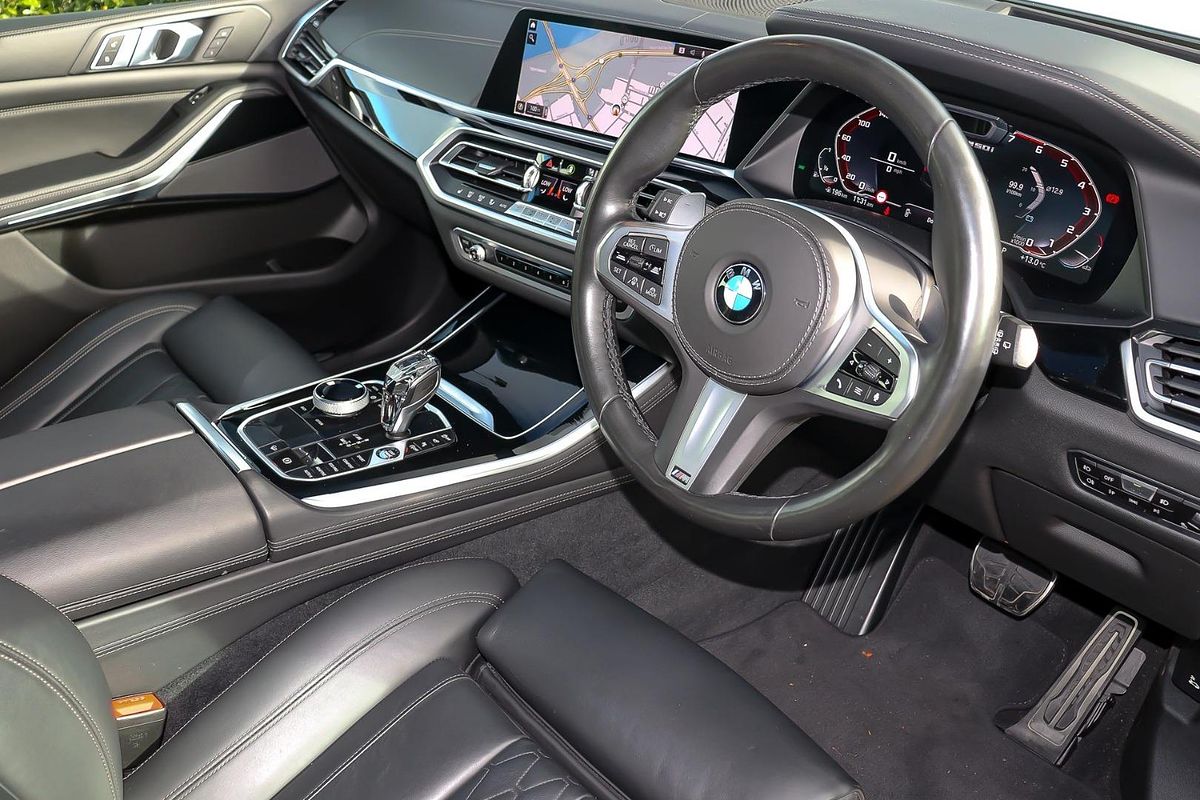 2020 BMW X5 M50i Pure G05