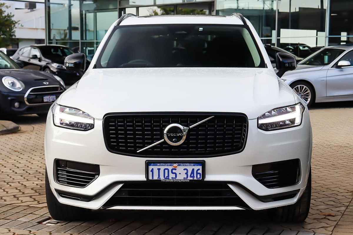 2023 Volvo XC90 Recharge Ultimate T8 Plug-In Hybrid