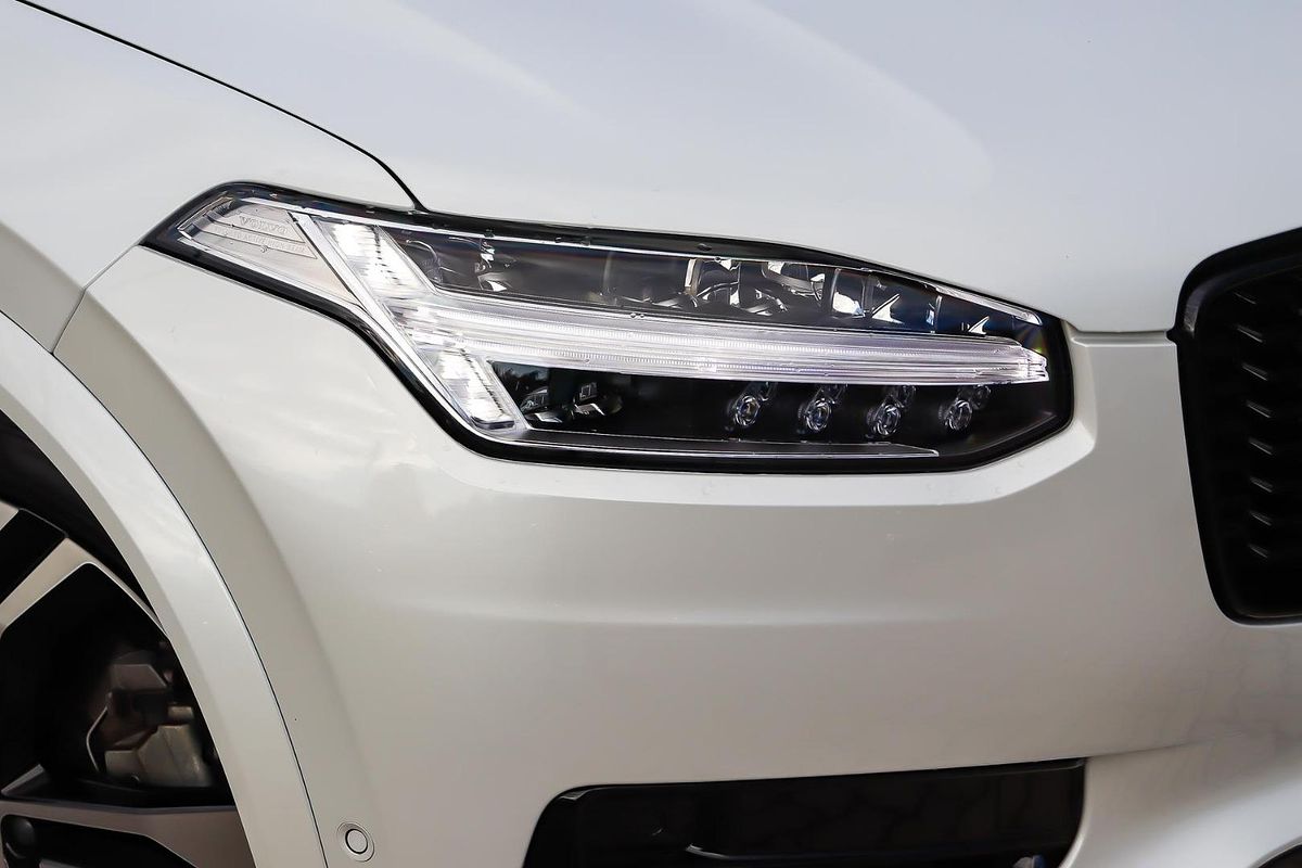 2023 Volvo XC90 Recharge Ultimate T8 Plug-In Hybrid