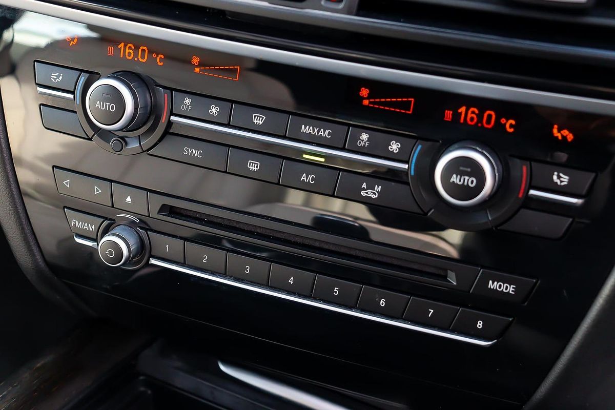 2014 BMW X5 xDrive30d F15