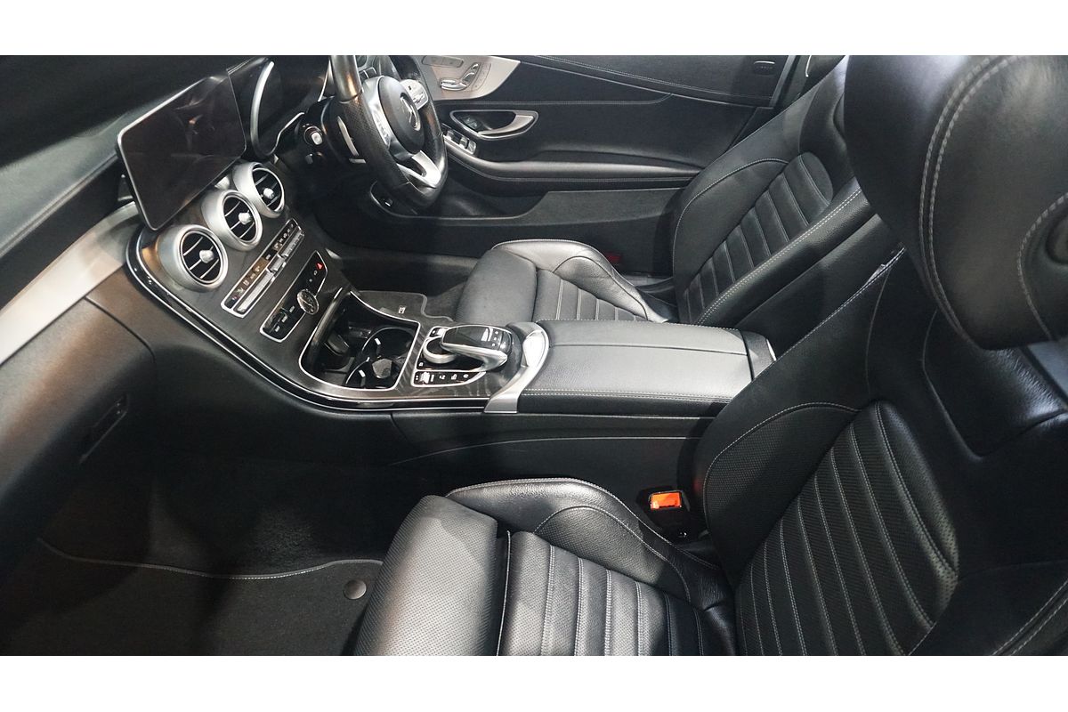 2022 Mercedes-Benz C-Class C300 A205