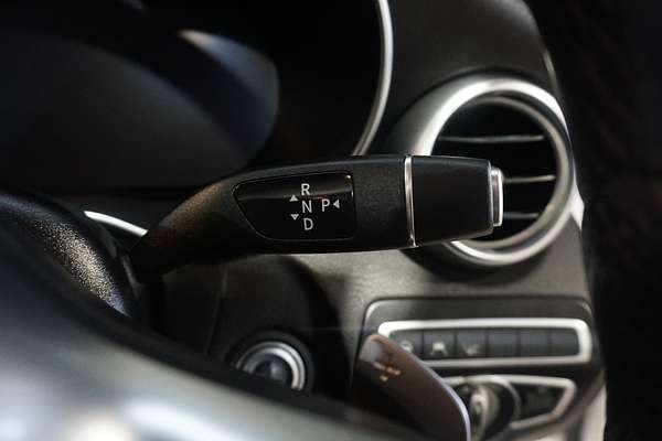 2022 Mercedes-Benz C-Class C300 A205