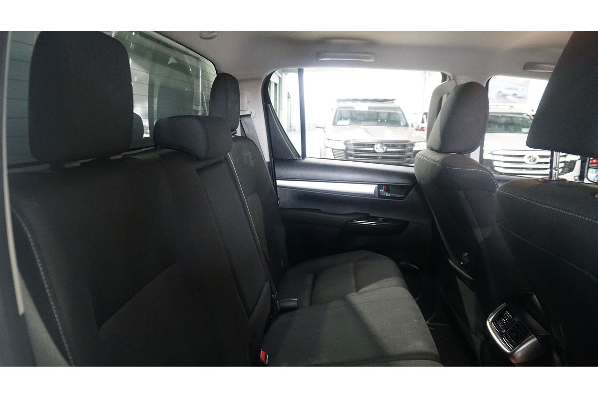 2022 Toyota Hilux SR5 GUN126R 4X4