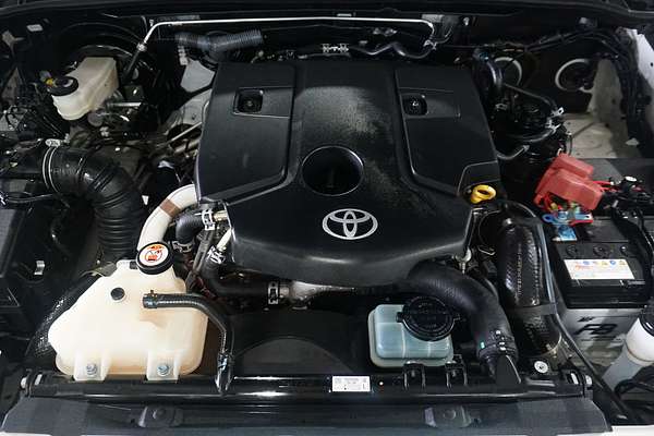 2022 Toyota Hilux SR5 GUN126R 4X4