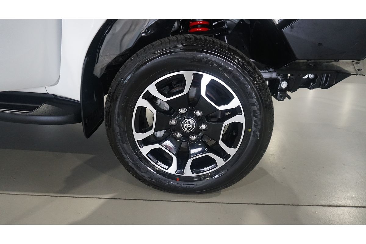 2022 Toyota Hilux SR5 GUN126R 4X4
