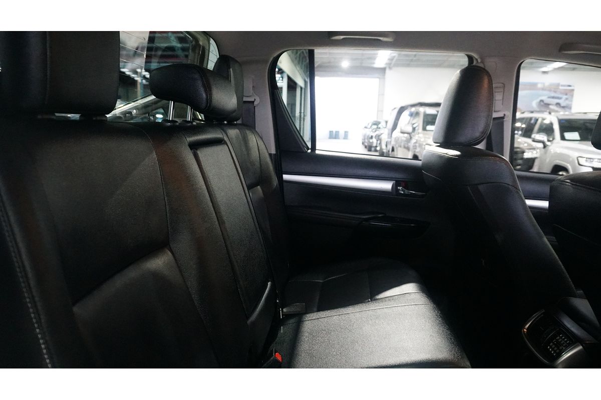 2022 Toyota Hilux SR5 GUN126R 4X4