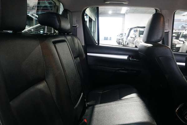 2022 Toyota Hilux SR5 GUN126R 4X4