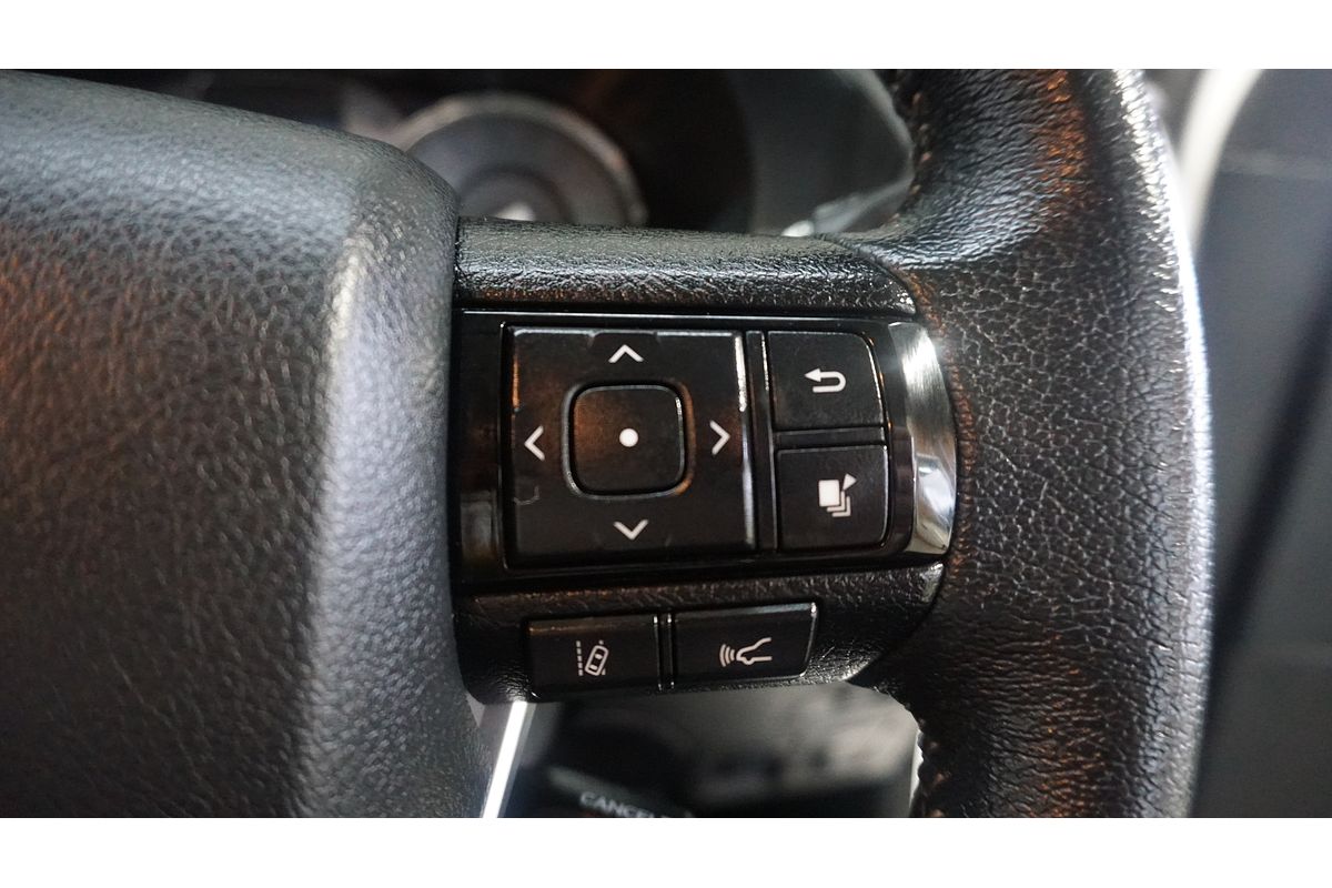 2022 Toyota Hilux SR5 GUN126R 4X4