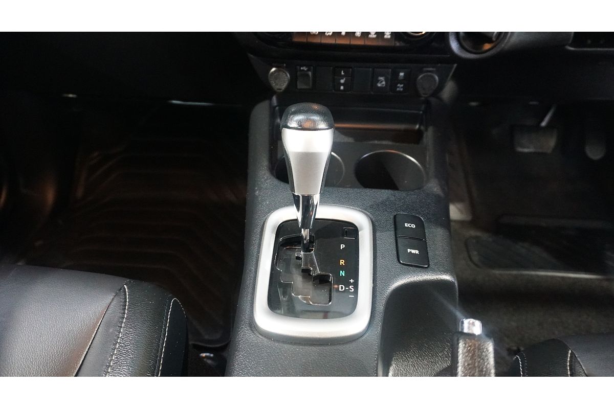 2022 Toyota Hilux SR5 GUN126R 4X4