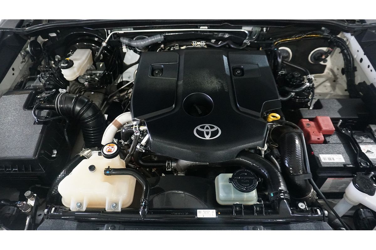 2022 Toyota Hilux SR5 GUN126R 4X4