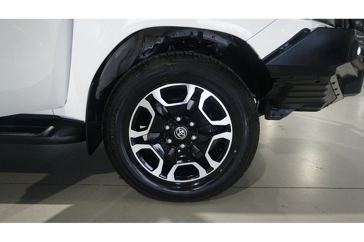 2022 Toyota Hilux SR5 GUN126R 4X4