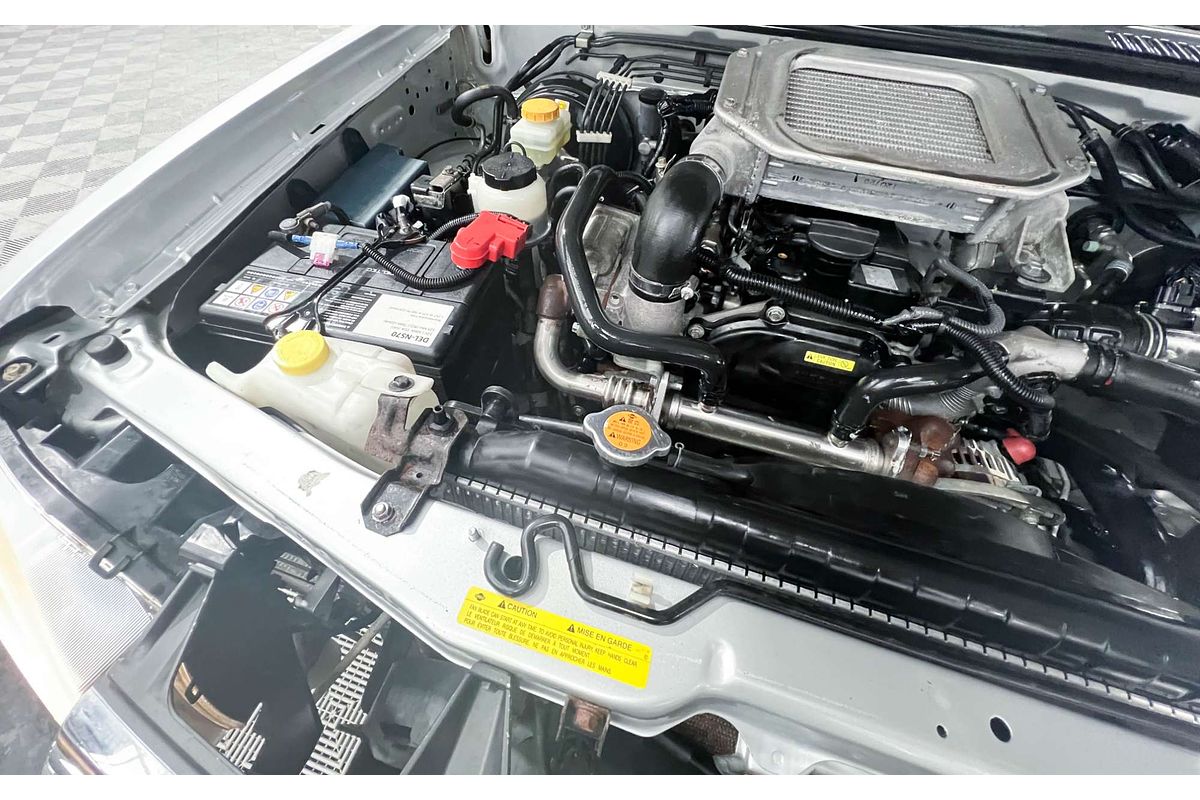 2012 Nissan Navara ST-R D22 4X4