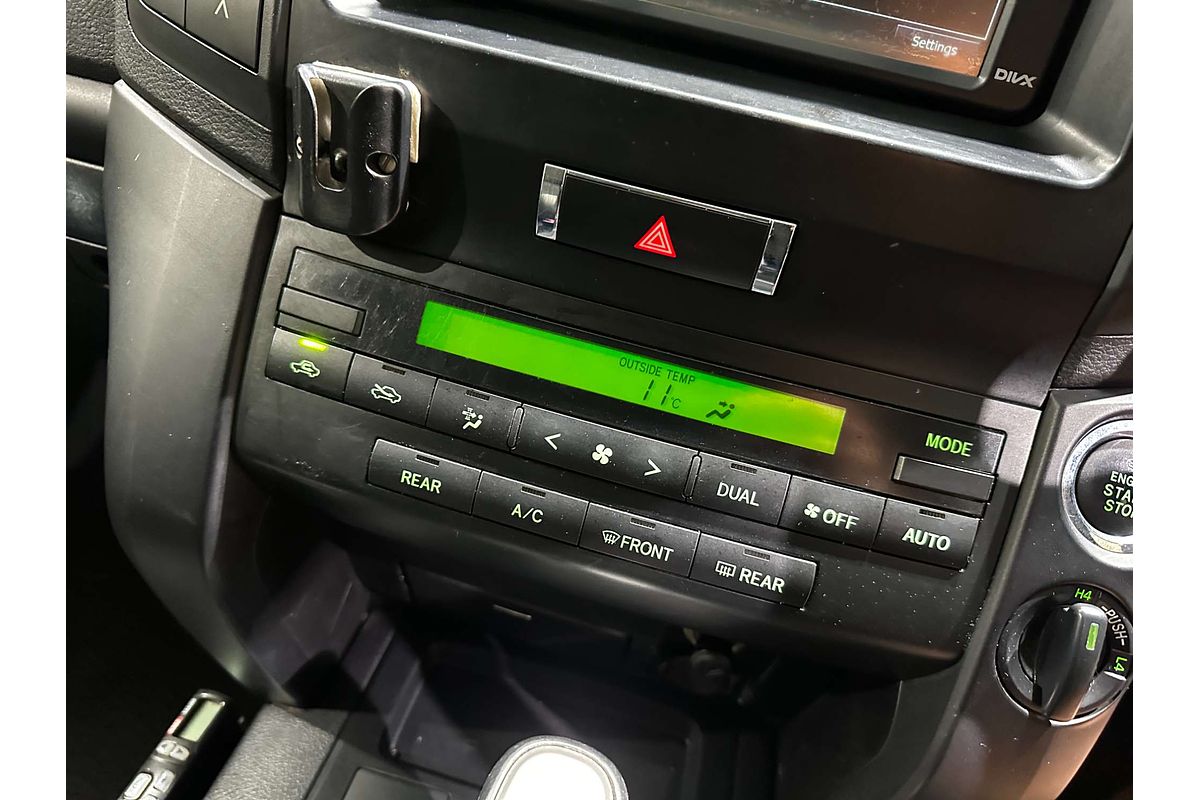 2013 Toyota Landcruiser Altitude VDJ200R