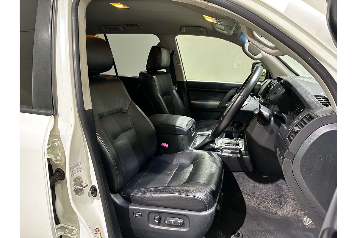 2013 Toyota Landcruiser Altitude VDJ200R