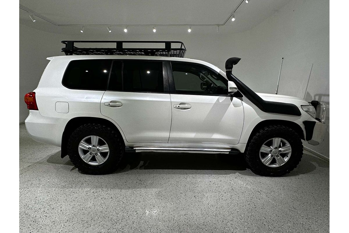 2013 Toyota Landcruiser Altitude VDJ200R