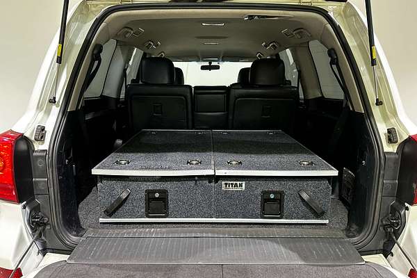 2013 Toyota Landcruiser Altitude VDJ200R