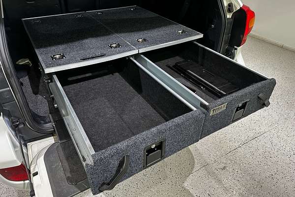 2013 Toyota Landcruiser Altitude VDJ200R