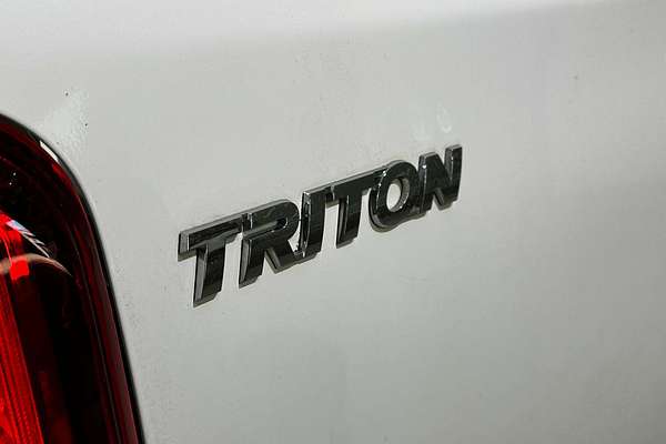 2019 Mitsubishi Triton GLX MR 4X4