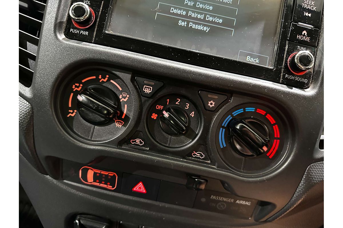 2019 Mitsubishi Triton GLX MR 4X4
