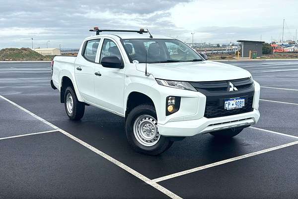 2019 Mitsubishi Triton GLX MR 4X4