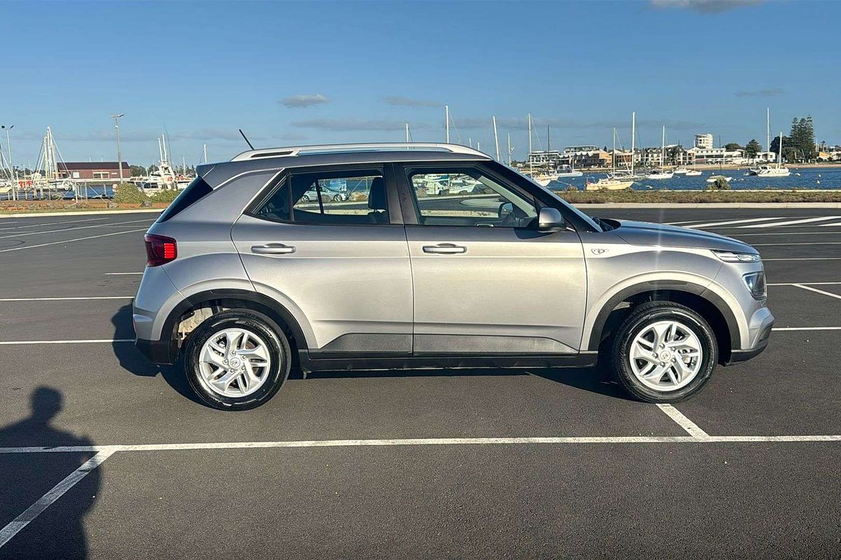 2023 Hyundai Venue QX.V5