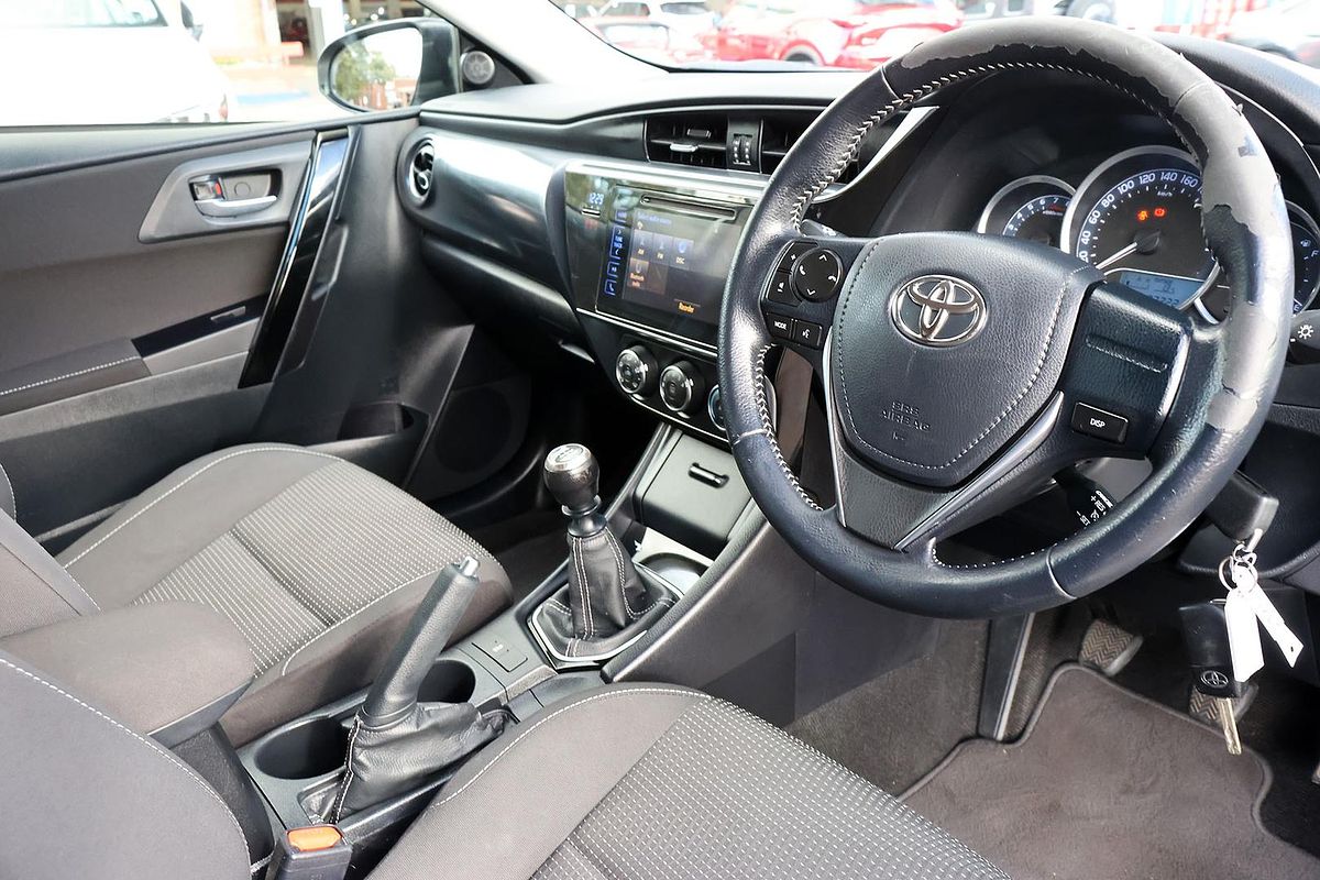 2017 Toyota Corolla Ascent Sport ZRE182R
