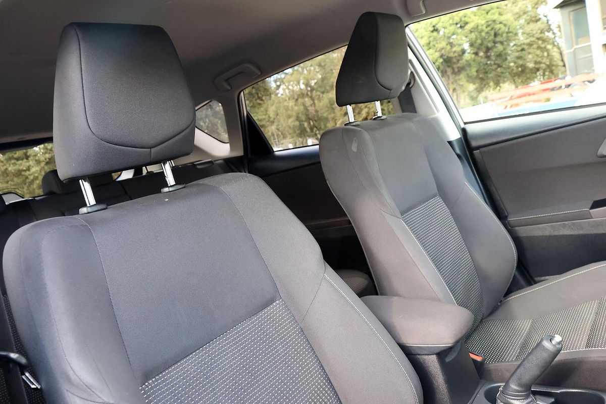 2017 Toyota Corolla Ascent Sport ZRE182R
