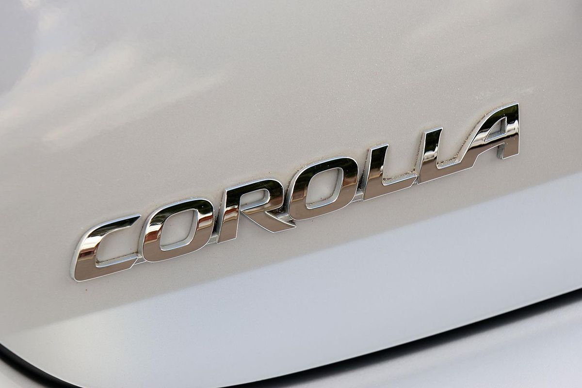 2017 Toyota Corolla Ascent Sport ZRE182R
