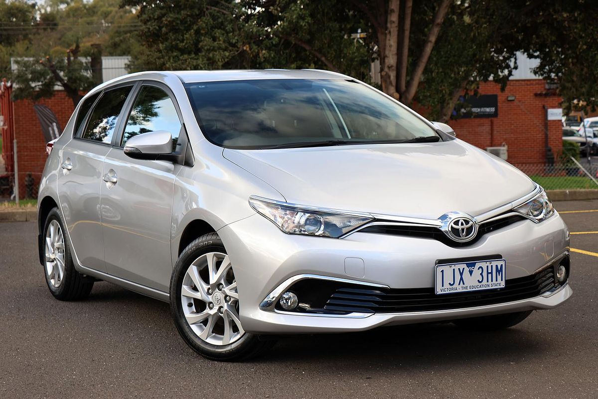 2017 Toyota Corolla Ascent Sport ZRE182R