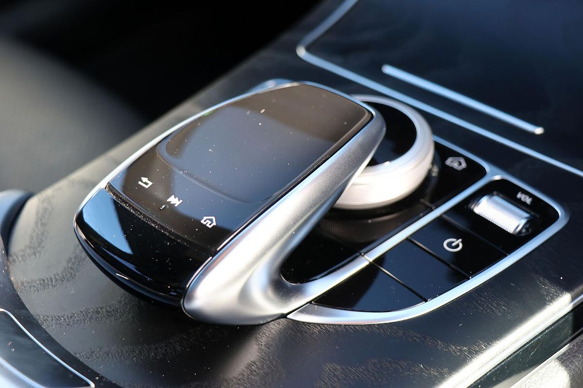 2020 Mercedes-Benz C-Class C200 W205