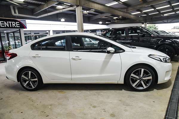 2017 Kia Cerato Sport YD