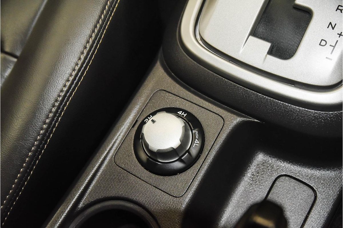 2015 Isuzu MU-X LS-T