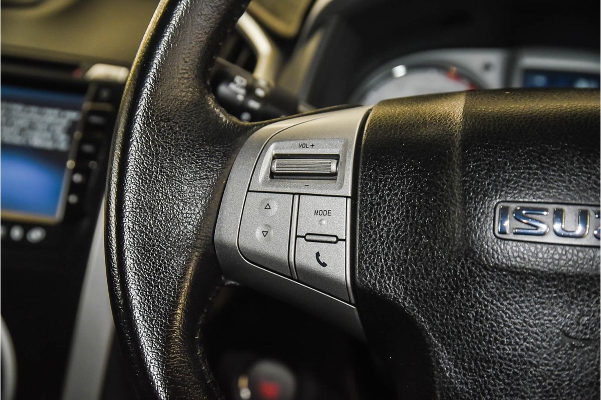 2015 Isuzu MU-X LS-T