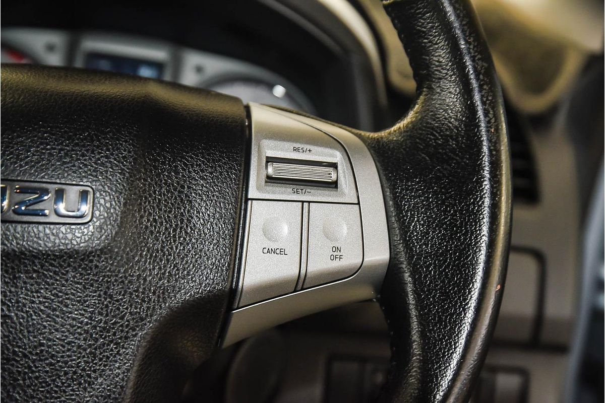 2015 Isuzu MU-X LS-T