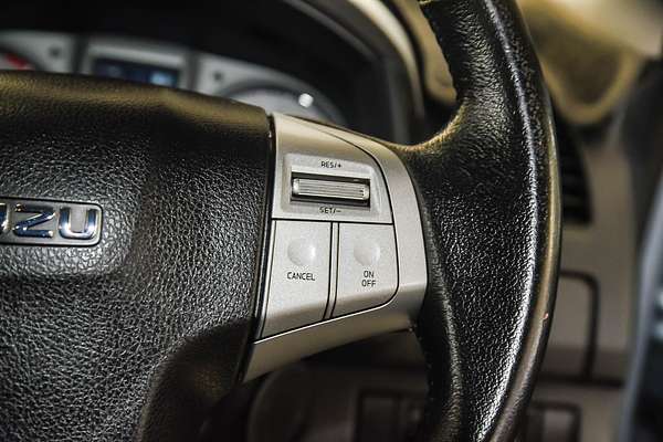 2015 Isuzu MU-X LS-T