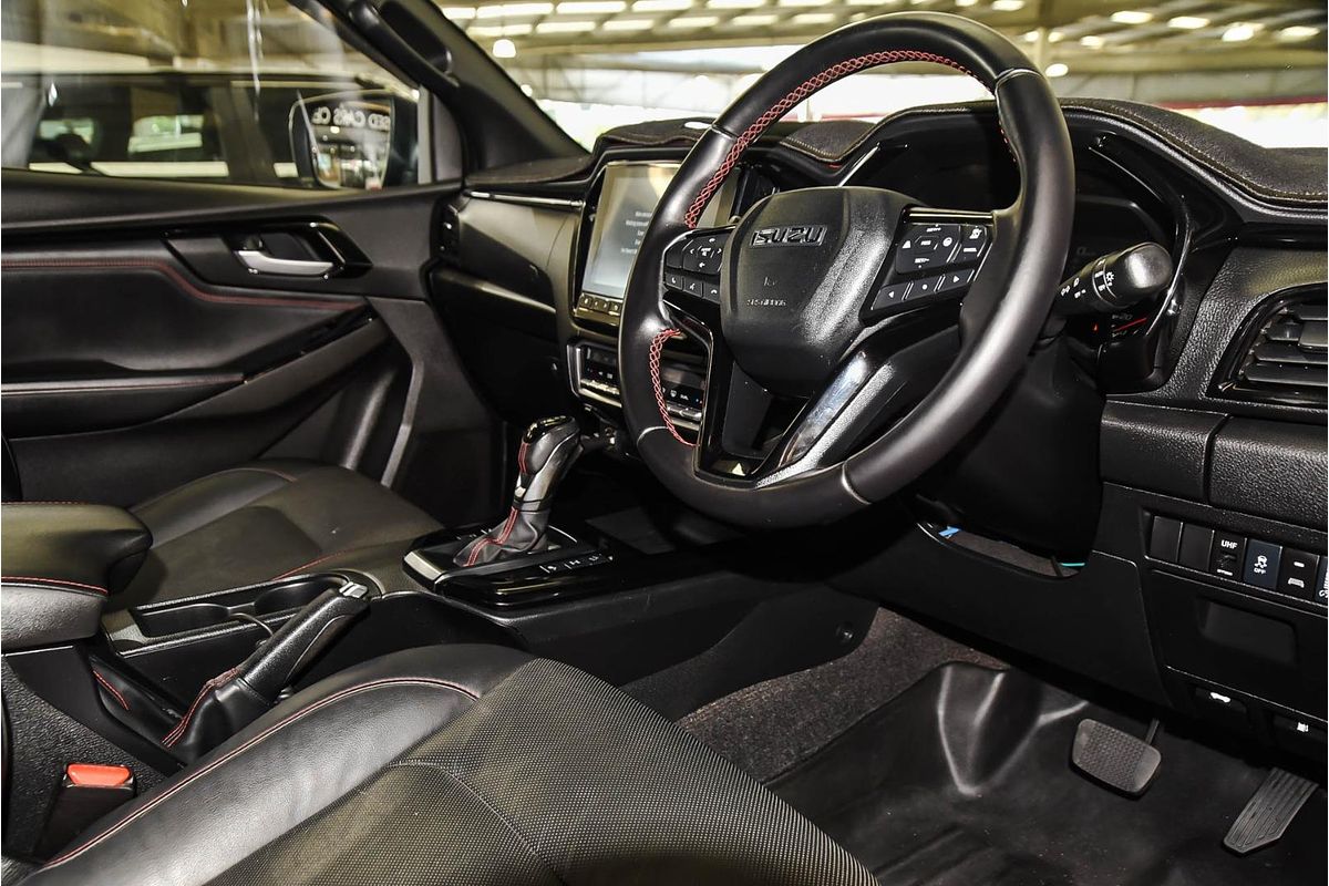 2022 Isuzu D-MAX X-TERRAIN 4X4