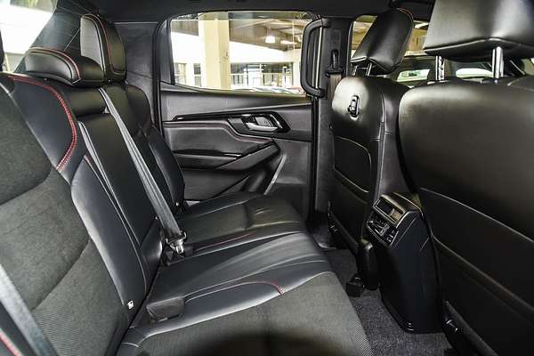 2022 Isuzu D-MAX X-TERRAIN 4X4