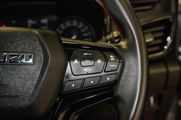 2022 Isuzu D-MAX X-TERRAIN 4X4
