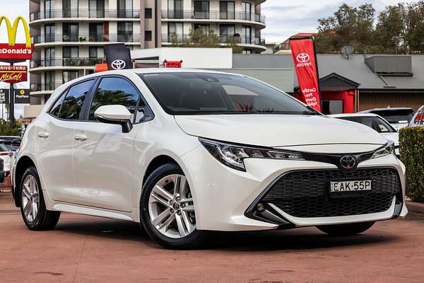 2018 Toyota Corolla SX MZEA12R