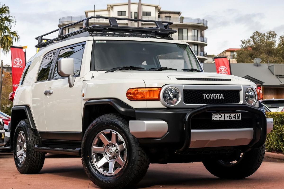 2013 Toyota FJ Cruiser GSJ15R