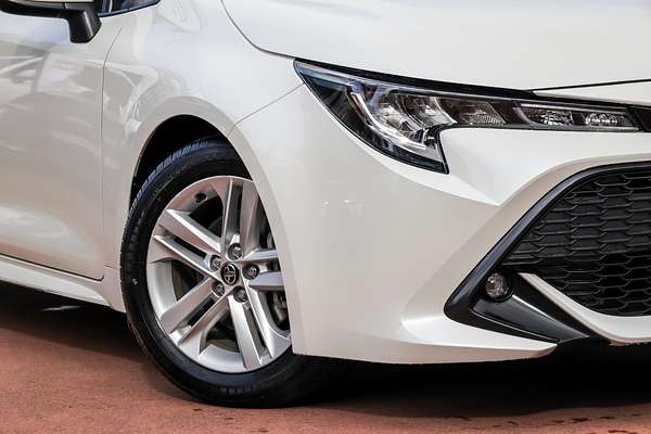 2018 Toyota Corolla SX MZEA12R