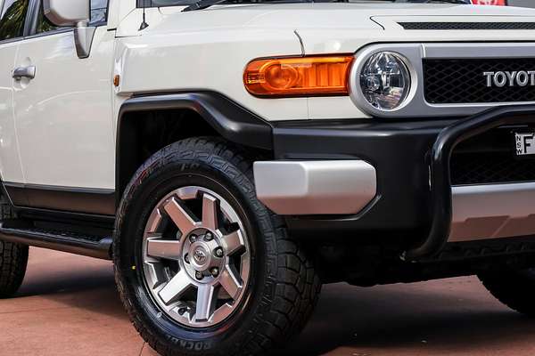 2013 Toyota FJ Cruiser GSJ15R