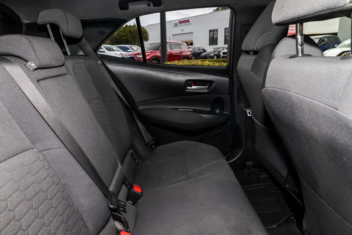 2018 Toyota Corolla SX MZEA12R