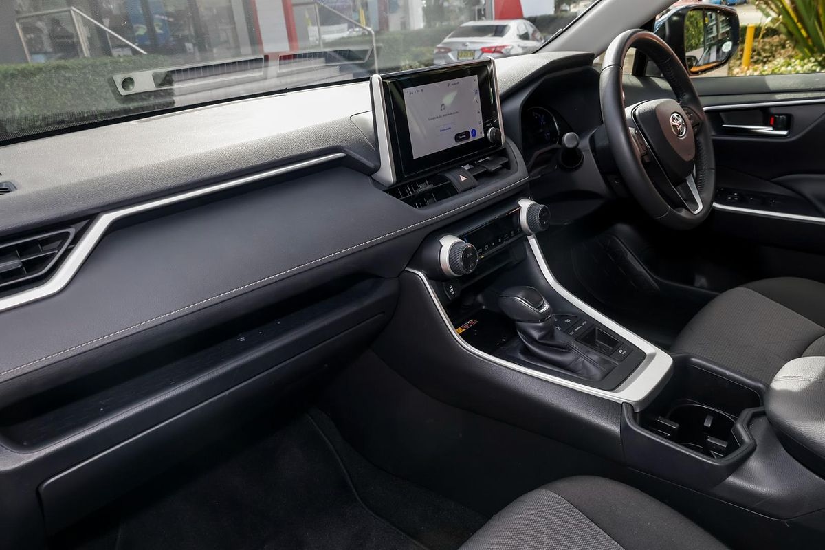 2024 Toyota RAV4 GXL AXAH52R
