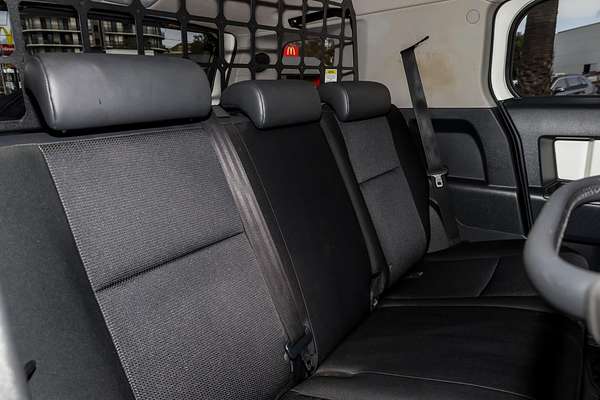 2013 Toyota FJ Cruiser GSJ15R