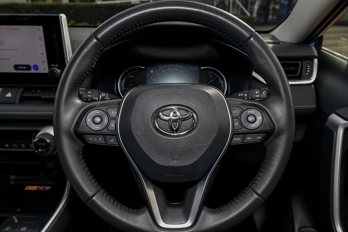 2024 Toyota RAV4 GXL AXAH52R