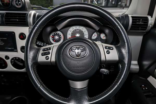 2013 Toyota FJ Cruiser GSJ15R